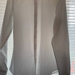 Van Heusen slim fit button up shirt